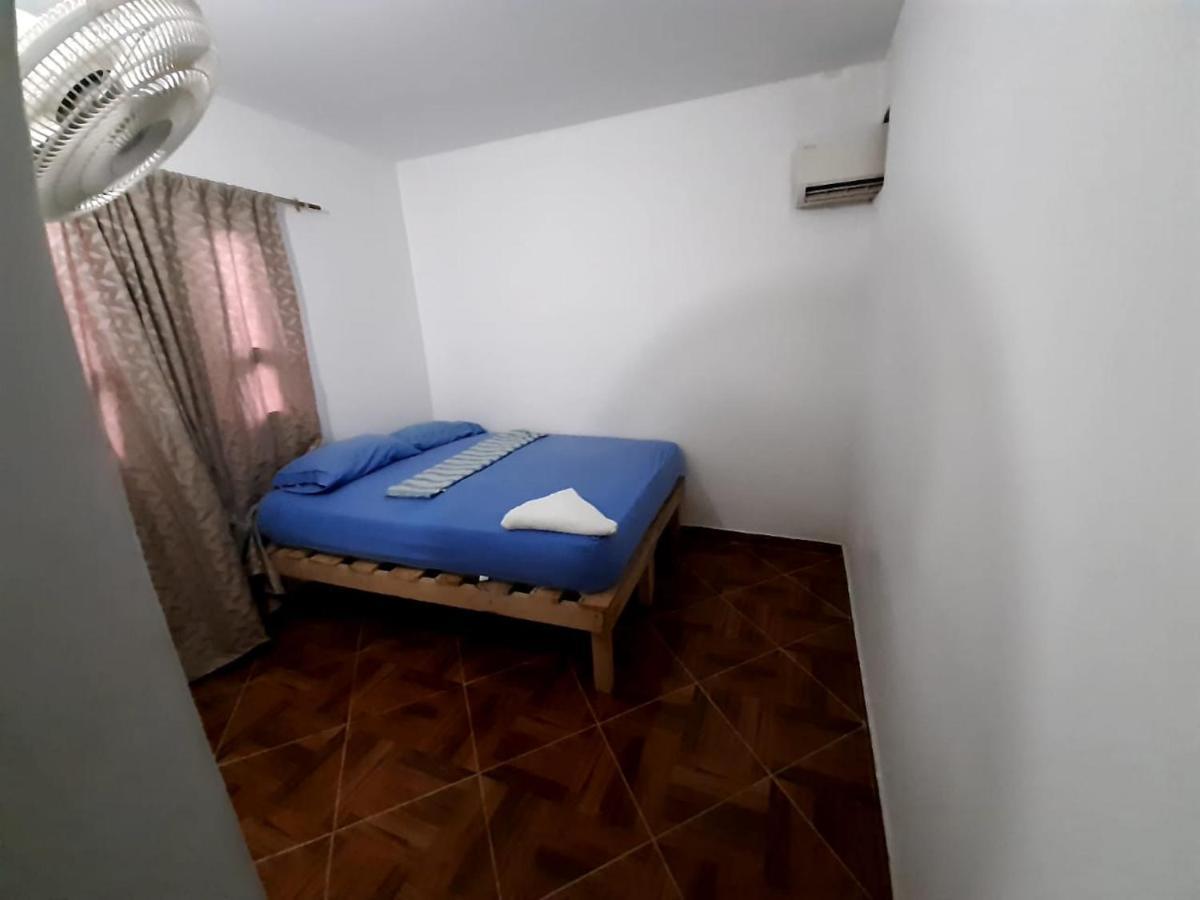 Casa Madriguena Hostel Rincon Bagian luar foto