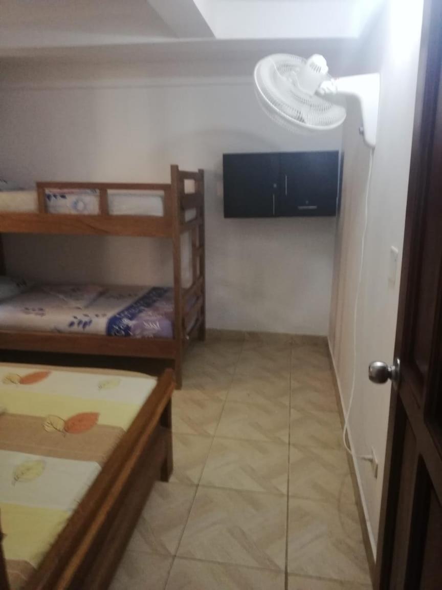Casa Madriguena Hostel Rincon Bagian luar foto