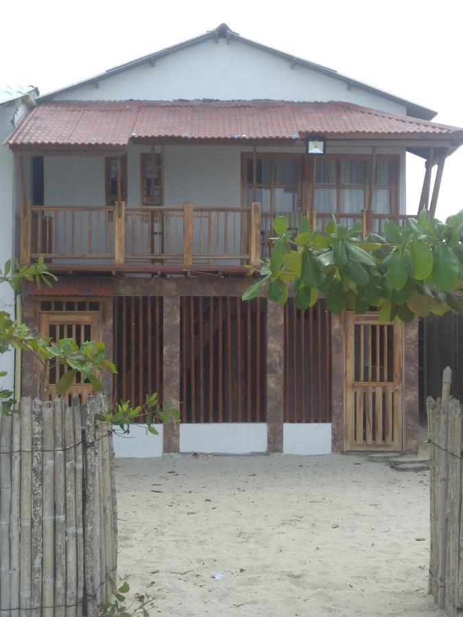 Casa Madriguena Hostel Rincon Bagian luar foto