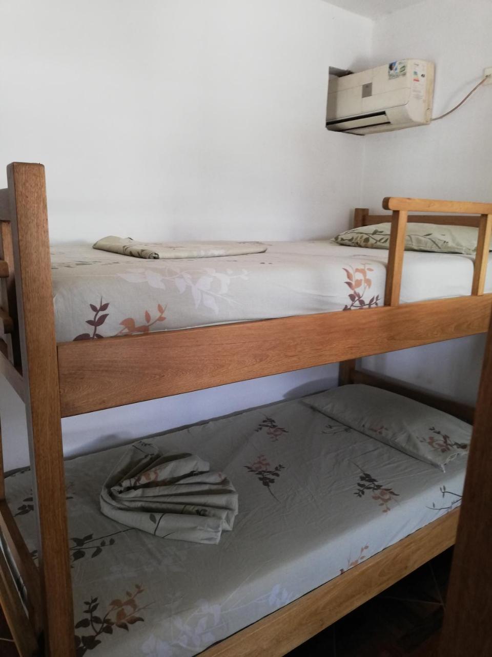 Casa Madriguena Hostel Rincon Bagian luar foto