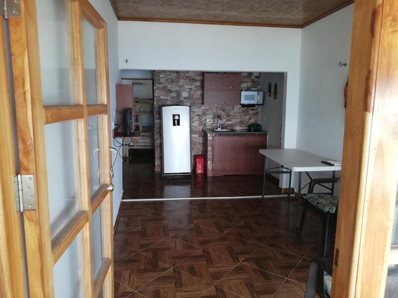 Casa Madriguena Hostel Rincon Bagian luar foto