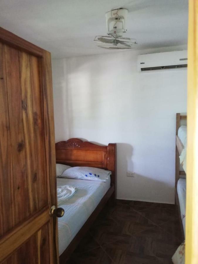 Casa Madriguena Hostel Rincon Bagian luar foto