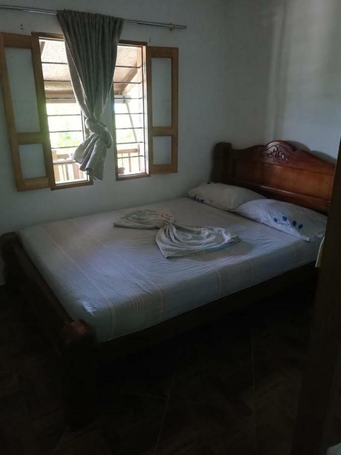 Casa Madriguena Hostel Rincon Bagian luar foto