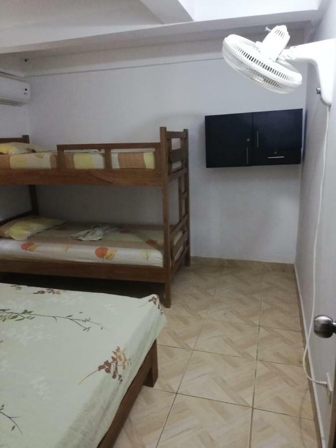 Casa Madriguena Hostel Rincon Bagian luar foto